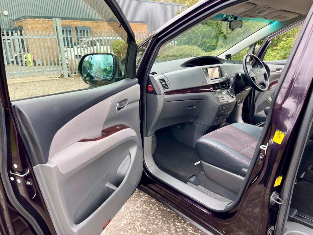 2011 TOYOTA ESTIMA AERAS FRESH IMPORT 2.4 AUTO 5 DOOR PETROL MPV 7 SEATS 4/B GRADE