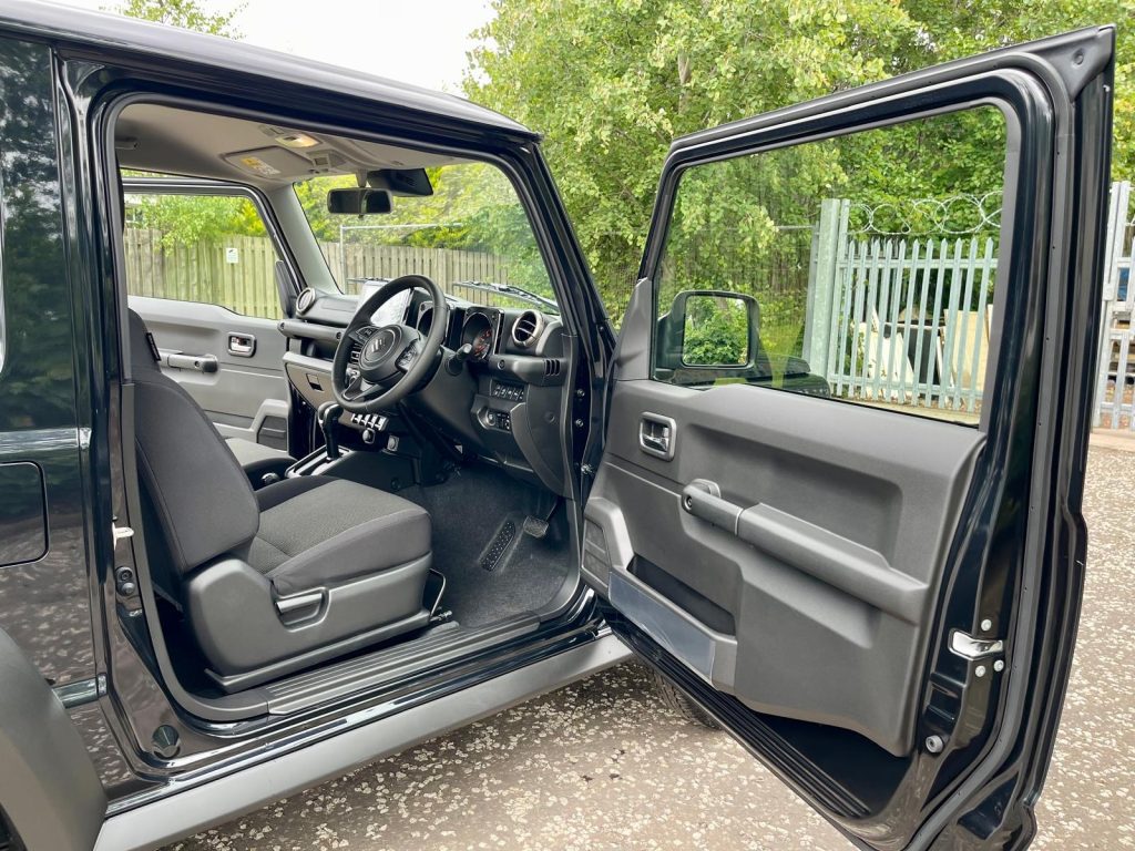 2024 SUZUKI JIMNY SIERRA 1.5 AUTO JC 4X4 * BRAND NEW 4 SEATS REVERSE CAMERA APPLE PLAY