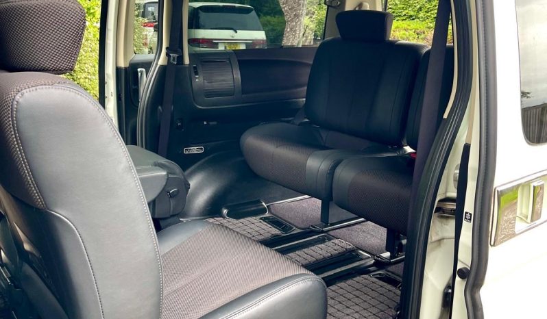 2008 NISSAN ELGRAND HIGHWAY STAR FRESH IMPORT 4WD AUTO 8 SEATS MPV TWIN SUNROOF 4/B GRADE ULEZ full