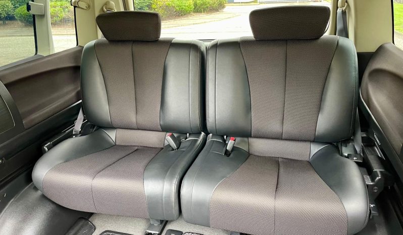 2005 NISSAN ELGRAND HIGHWAY STAR FRESH IMPORT 3.5 V6 AUTO 8 SEATS MPV CRUISE CONTROL 4/B GRADE LOW MILEAGE ULEZ full