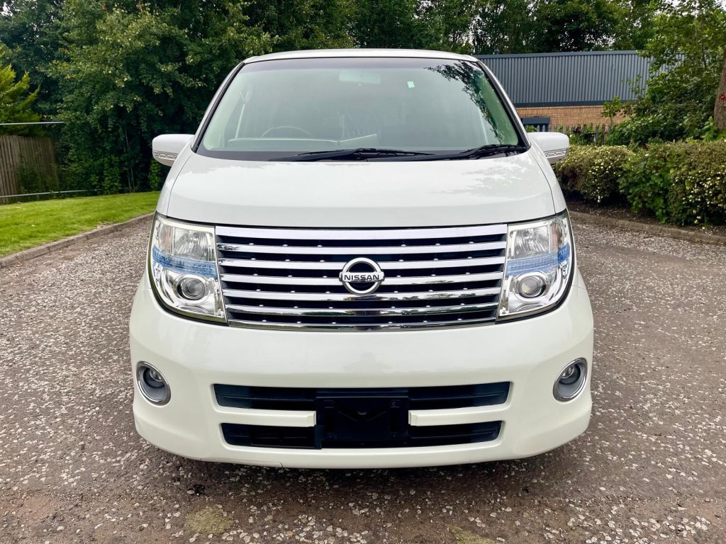 2005 NISSAN ELGRAND HIGHWAY STAR FRESH IMPORT 3.5 V6 AUTO 8 SEATS MPV CRUISE CONTROL 4/B GRADE LOW MILEAGE ULEZ