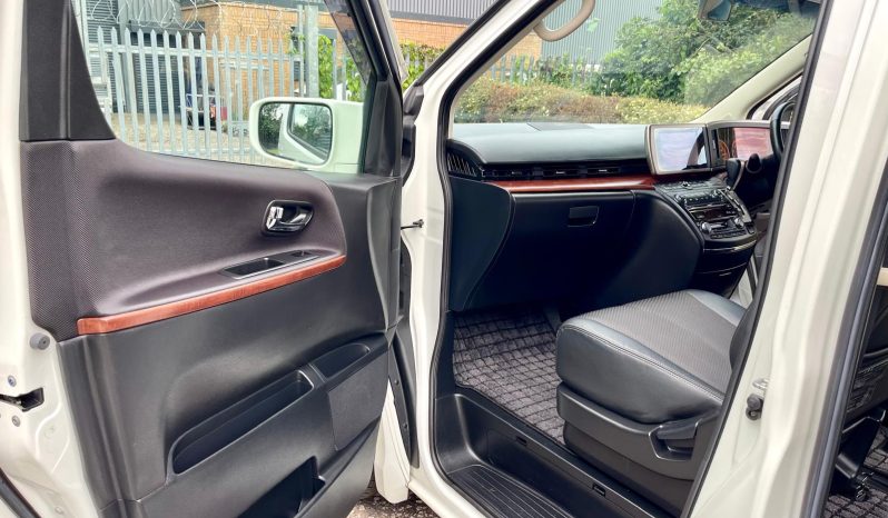 2005 NISSAN ELGRAND HIGHWAY STAR FRESH IMPORT 3.5 V6 AUTO 8 SEATS MPV CRUISE CONTROL 4/B GRADE LOW MILEAGE ULEZ full
