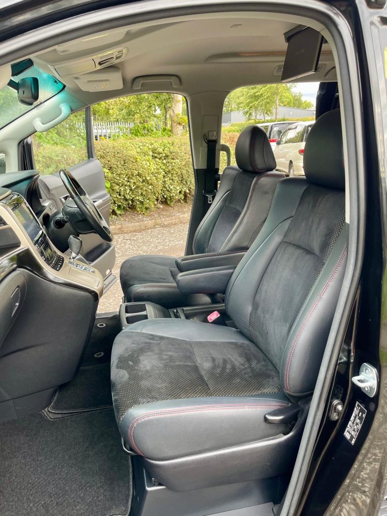 2012 TOYOTA VELLFIRE FRESH IMPORT GOLDEN EYE 11 2.4 AUTO 7 SEATS MPV 4/B GRADE