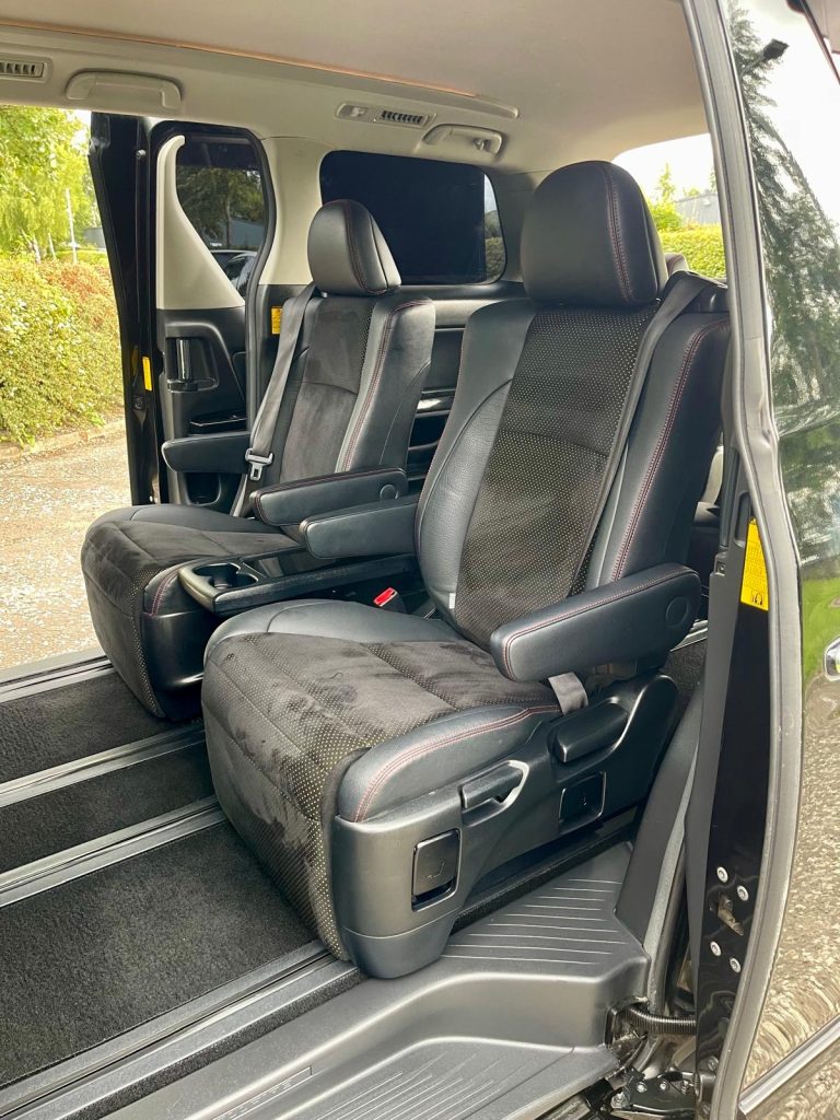 2012 TOYOTA VELLFIRE FRESH IMPORT GOLDEN EYE 11 2.4 AUTO 7 SEATS MPV 4/B GRADE