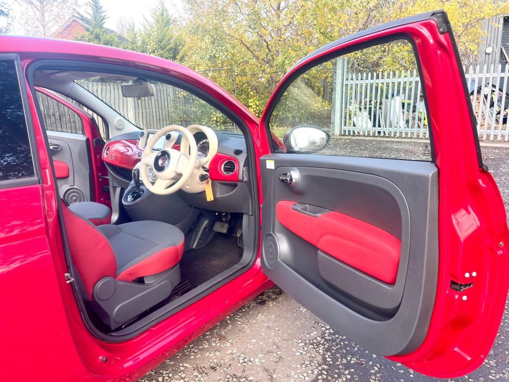 2015 FIAT 500 Fresh Import 1.2 Lounge Hatchback Petrol Automatic Reverse Camera