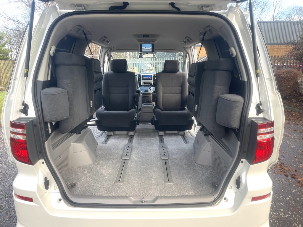 2007 TOYOTA ALPHARD FRESH IMPORT V PLATINUM 2.4 AUTO 7 SEATS MPV PETROL 4 GRADE ULEZ