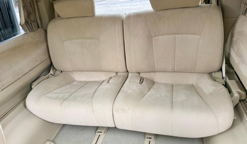 2005 NISSAN ELGRAND HIGHWAY STAR FRESH IMPORT 4WD AUTO 8 SEATS MPV 4 GRADE SUNROOF CURTAINS full