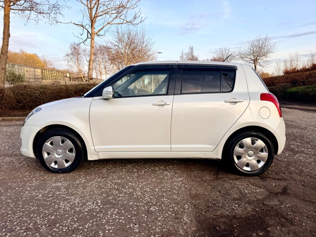 2010 SUZUKI SWIFT 1.2 PETROL HATCHBACK AUTOMATIC 4/B GRADE REVERSE CAMERA LOW MILLAGE