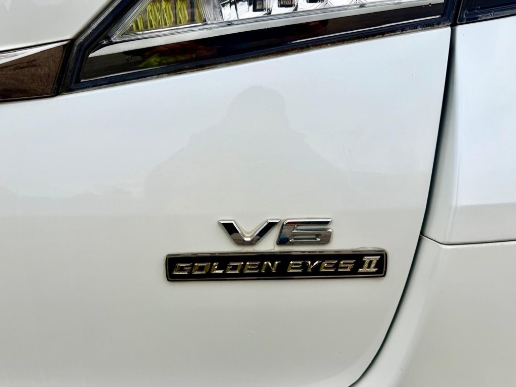 2014 TOYOTA VELLFIRE FRESH IMPORT GOLDEN EYE 11 3.5 V6 AUTO 7 SEATS MPV 4/B GRADE LOW MILES ULEZ