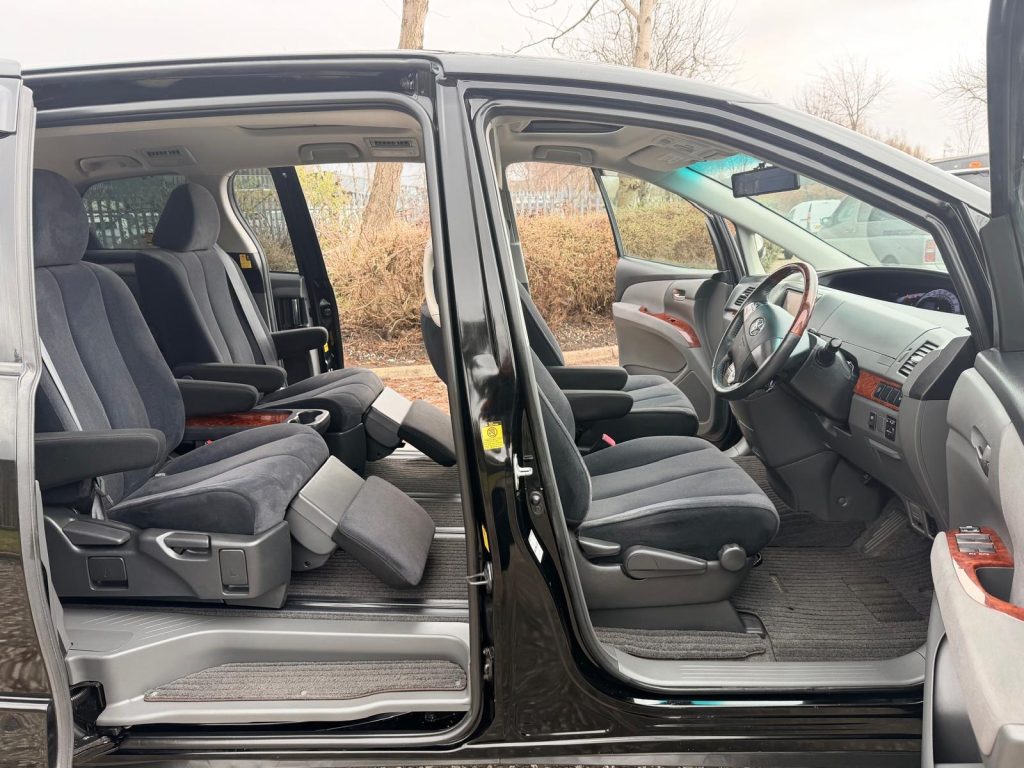 2012 TOYOTA ESTIMA AERAS G EDITION FRESH IMPORT 2.4 AUTO 5 DOOR MPV 7 SEATS ULEZ TWIN SUNROOF