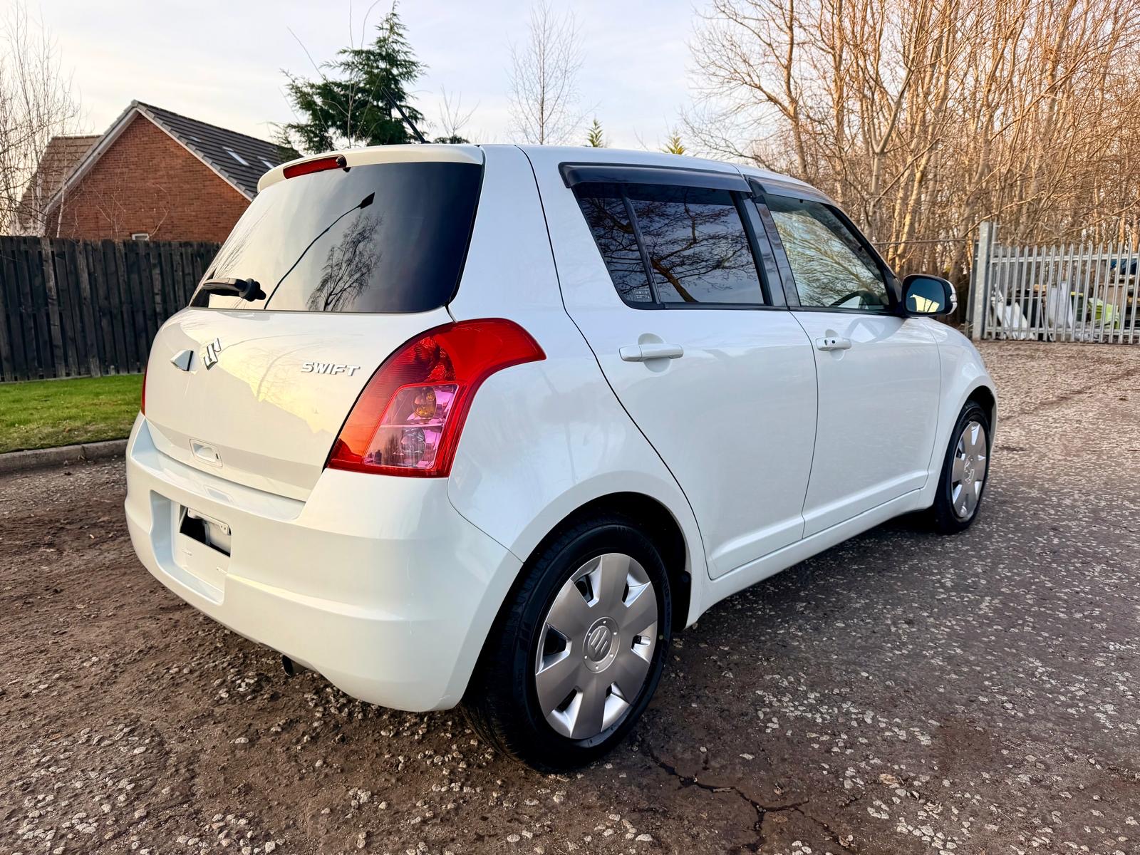 2010 SUZUKI SWIFT 1.2 PETROL HATCHBACK AUTOMATIC 4/B GRADE REVERSE CAMERA LOW MILLAGE