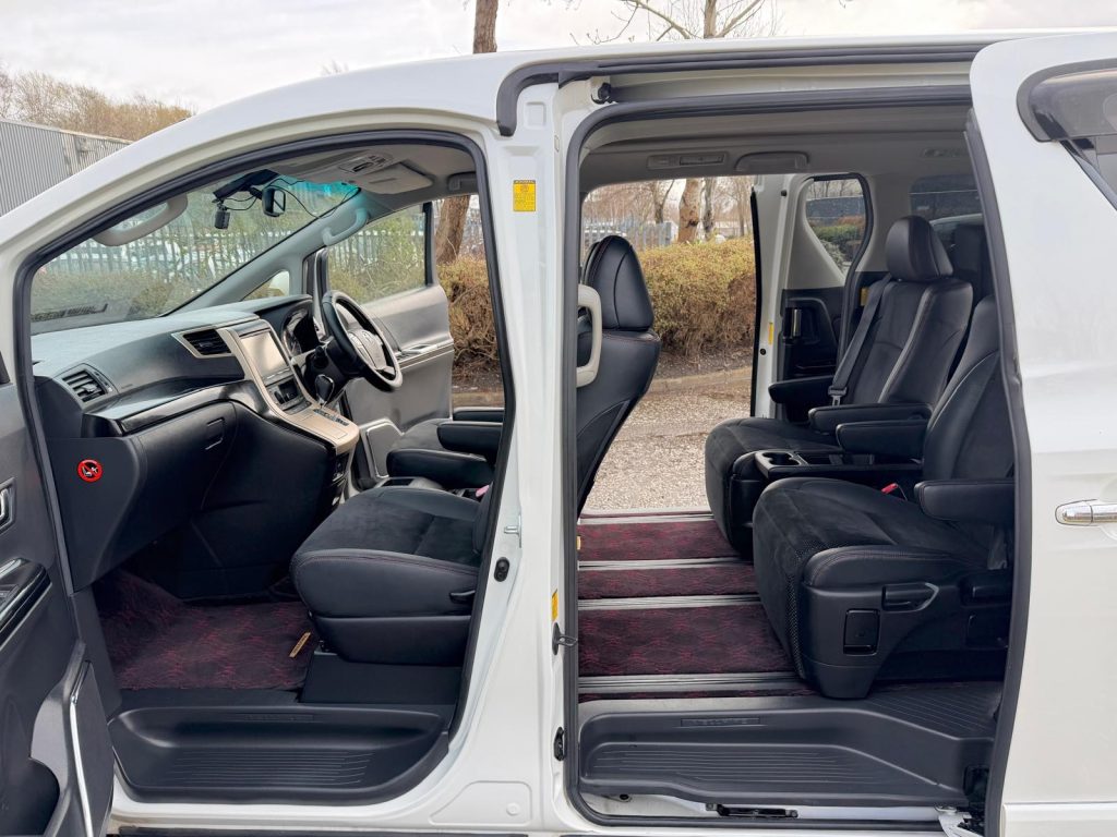 2014 TOYOTA VELLFIRE FRESH IMPORT GOLDEN EYE 11 3.5 V6 AUTO 7 SEATS MPV 4/B GRADE LOW MILES ULEZ