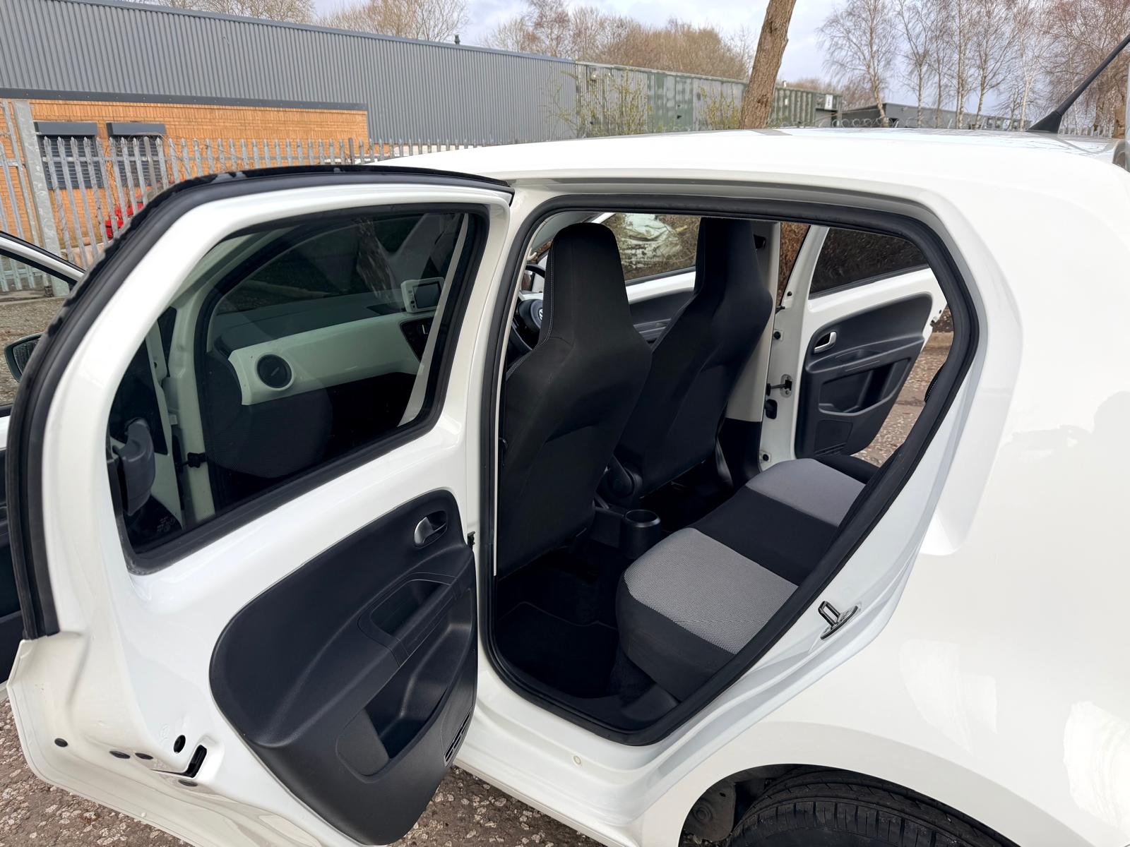 2013 VOLKSWAGEN UP! FRESH IMPORT 1.0 WHITE EDITION 5DR HATCHBACK AUTOMATIC ULEZ HEATED SEATS