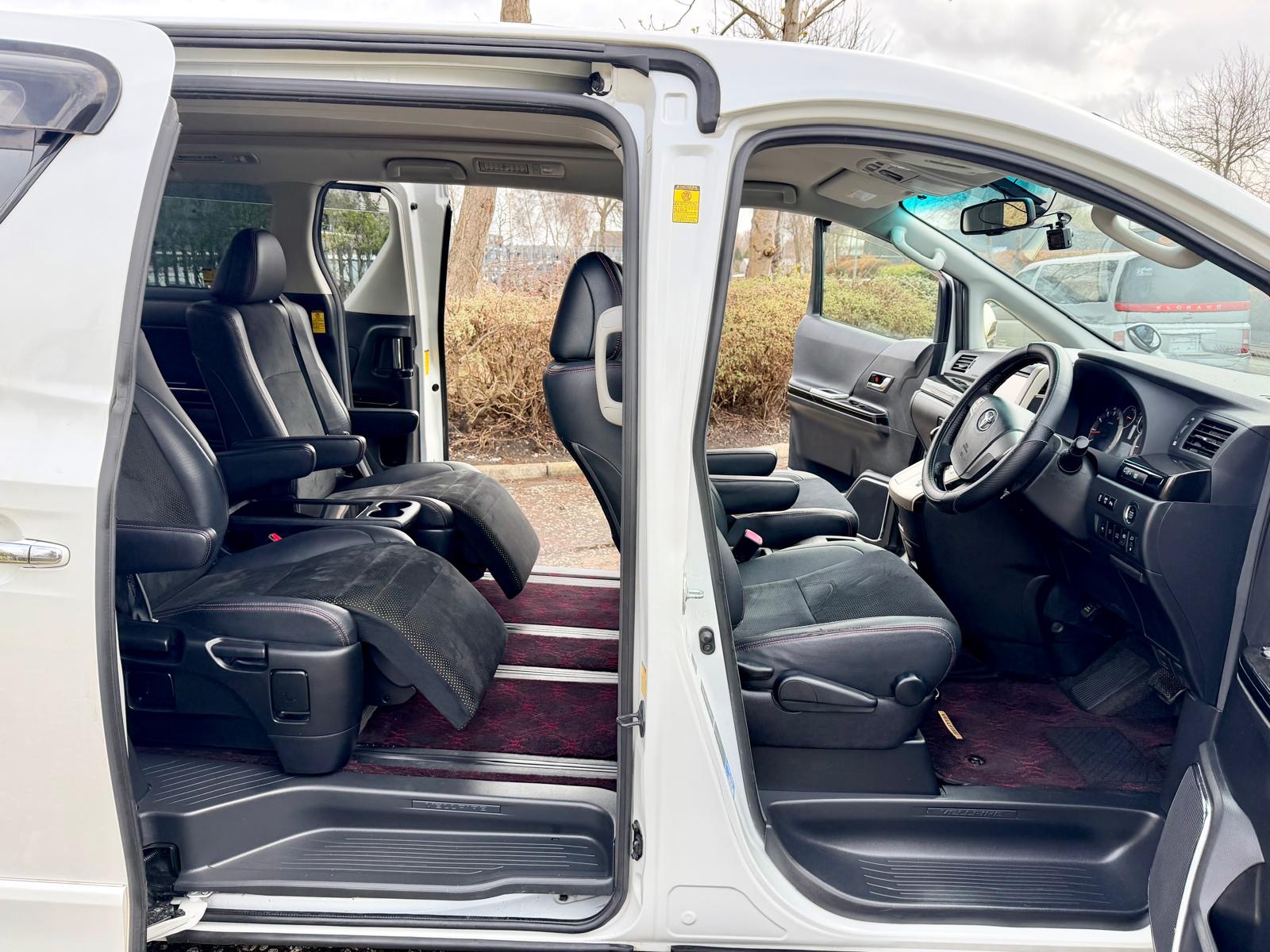 2014 TOYOTA VELLFIRE FRESH IMPORT GOLDEN EYE 11 3.5 V6 AUTO 7 SEATS MPV 4/B GRADE LOW MILES ULEZ