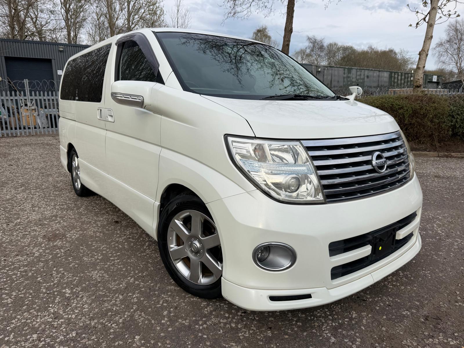 2007 NISSAN ELGRAND FRESH IMPORT HIGHWAY STAR AUTO 8 SEATS MPV 4 GRADE ULEZ