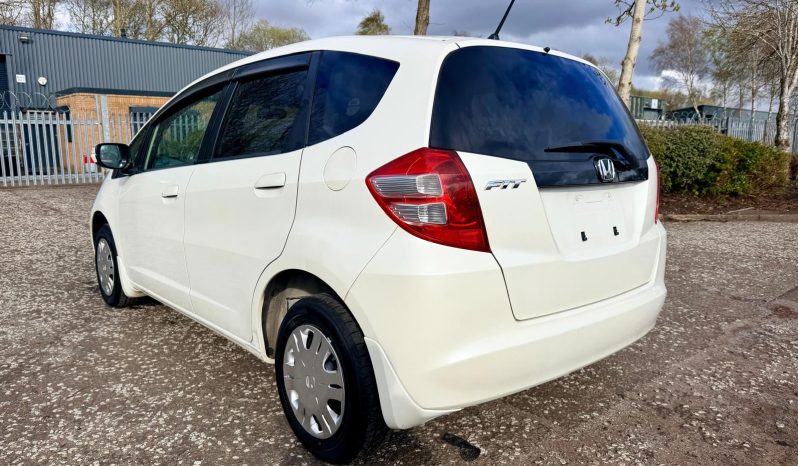 2009 HONDA FIT ( JAZZ ) FRESH IMPORT 1.3 AUTOMATIC 5 DOOR HATCHBACK LOW MILEAGE ULEZ full