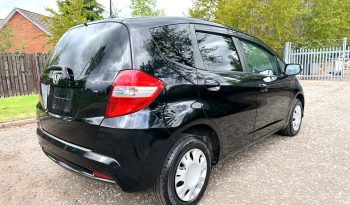2011 HONDA FIT ( JAZZ ) FRESH IMPORT G SMART ESITION 1.3 AUTOMATIC HATCHBACK LOW MILLAGE 4/B GRADE full