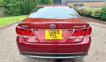 2013 TOYOTA CROWN HYBRID G SALOON 2.5 AUTO LOW MILLAGE full