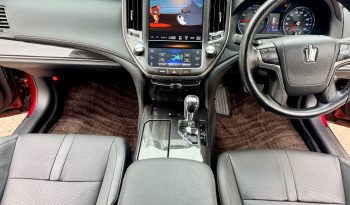 2013 TOYOTA CROWN HYBRID G SALOON 2.5 AUTO LOW MILLAGE full