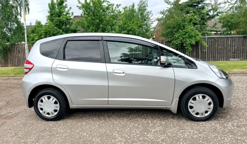 2010 HONDA FIT ( JAZZ ) FRESH IMPORT G EDITION 1.3 AUTO HATCHBACK LOW MILLAGE 4/B GRADE ULEZ full