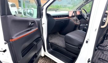 2007 FRESH IMPORT NISSAN ELGRAND HIGHWAY STAR FRESH IMPORT AUTO 8 SEATS MPV 4 GRADE ULEZ full