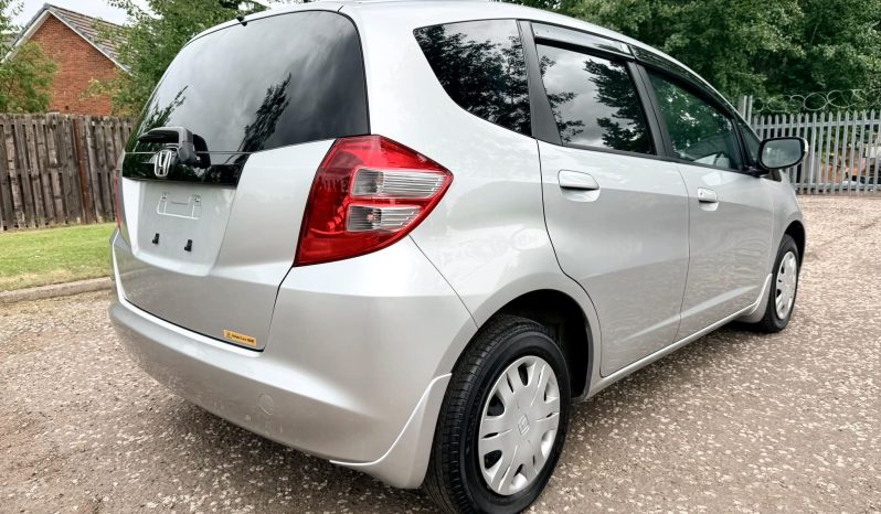 2010 HONDA FIT ( JAZZ ) FRESH IMPORT G EDITION 1.3 AUTO HATCHBACK LOW MILLAGE 4/B GRADE ULEZ full