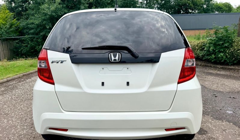 2011 HONDA FIT ( JAZZ ) FRESH IMPORT G SMART EDITION 1.3 AUTOMATIC HATCHBACK LOW MILES CARPLAY 4 GRADE full