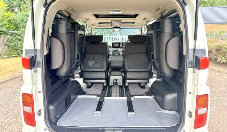 2006 NISSAN ELGRAND FRESH IMPORT 3.5 V6 AUTO 8 SEATS MPV 4/B GRADE TWIN SUNROOF full