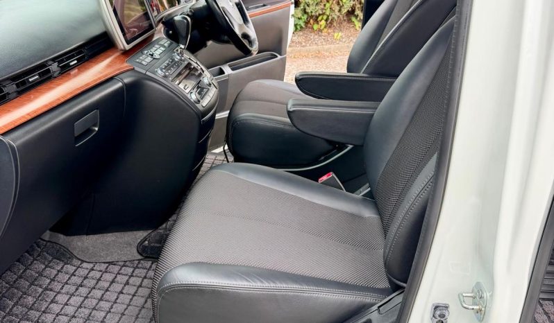 2006 NISSAN ELGRAND HIGHWAY STAR FRESH IMPORT 3.5 V6 AUTO 8 SEATS MPV 4.5/B GRADE full