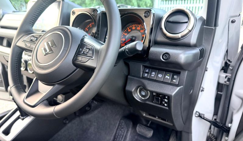 2025 SUZUKI JIMMY SIERRA 1.5 AUTO JC 4X4 BRAND NEW 4 SEATS REVERSE CAMERA APPLE PLAY HEATED SEATS SENSORS full
