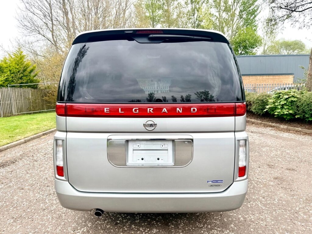 2003/12 NISSAN ELGRAND FRESH IMPORT WITH DISABLE SEAT 4WD AUTO 8 SEATS MPV 4/B GRADE CURTAINS