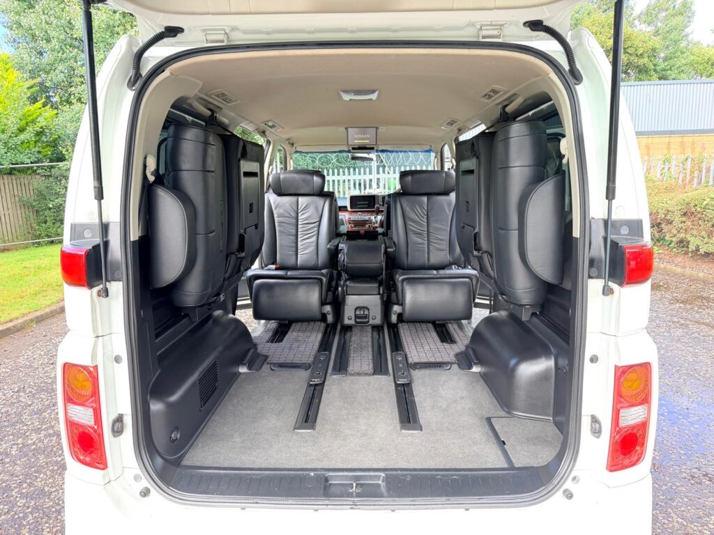 2007 NISSAN ELGRAND HIGHWAY 3.5 V6 AUTO 8 SEAT MPV LEATHER 4.5/B GRADE ULEZ