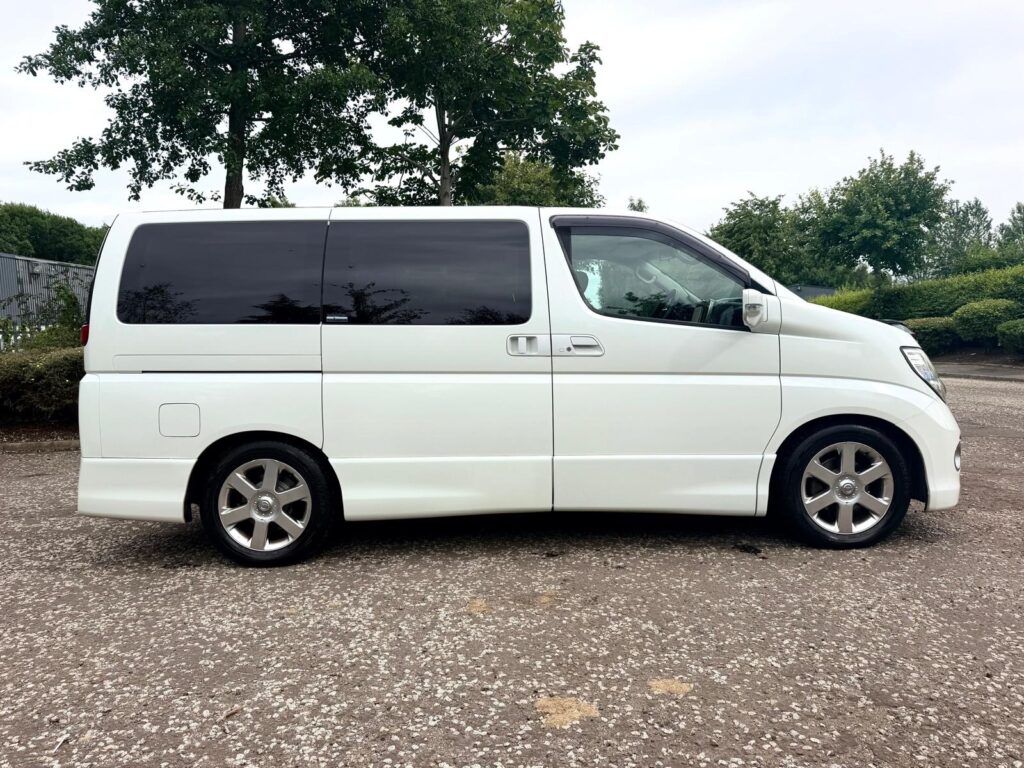 2007 NISSAN ELGRAND HIGHWAY 3.5 V6 AUTO 8 SEAT MPV LEATHER 4.5/B GRADE ULEZ