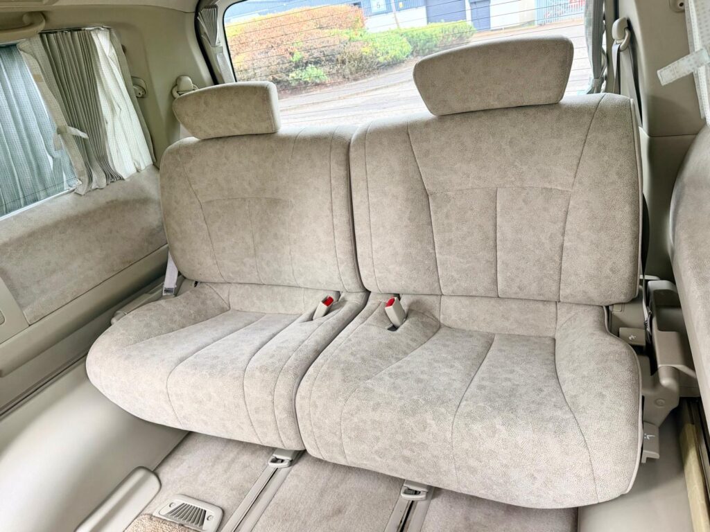 2003/12 NISSAN ELGRAND FRESH IMPORT WITH DISABLE SEAT 4WD AUTO 8 SEATS MPV 4/B GRADE CURTAINS